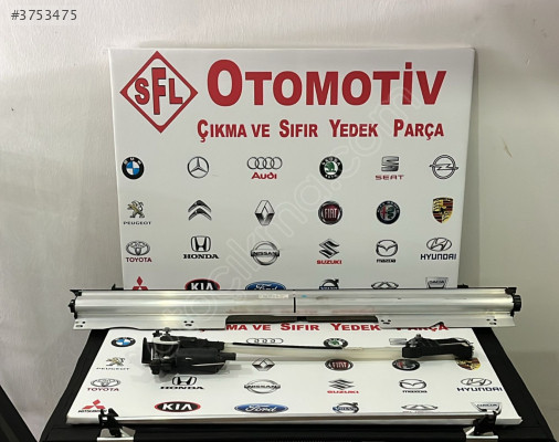 AUDI A8 LONG SAĞ ARKA KAPI PERDESİ 4H4861333QB