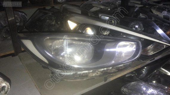 Hyundai Accent Blue sağ far