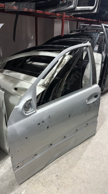 MERCEDES C SERİSİ W203 ÇIKMA ORJİNAL SOL ÖN KAPI BD2