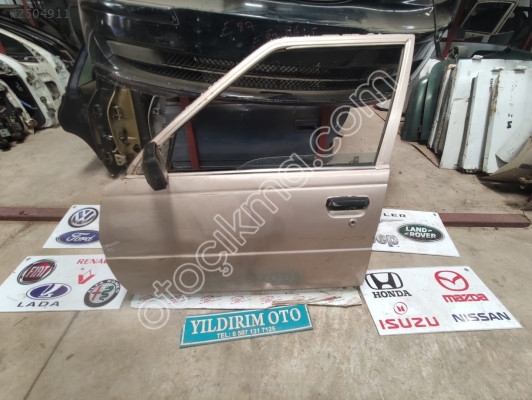TOYOTA CORONA 1985 SOL ÖN KAPI