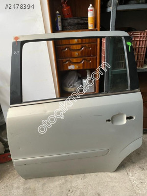 OPEL ZAFİRA B SOL ARKA KAPI