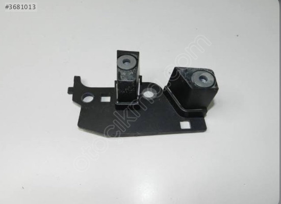 Peugeot 408 sol ön Çamurluk desteği 9834480780