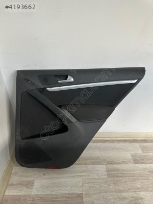 VOLKSWAGEN TİGUAN SAG ARKA KAPI DÖŞEMESİ 5N0867212