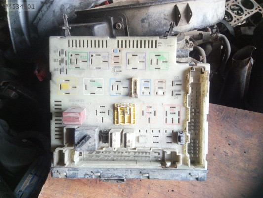 Ford escort sigorta kutusu