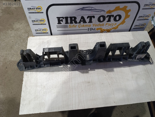 ET7617B861AG ÇIKMA BRAKET ORTA ARKA TAMPON COURIER ET7617B861AG