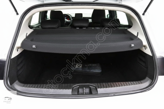 Clio Bagaj Pandizotu