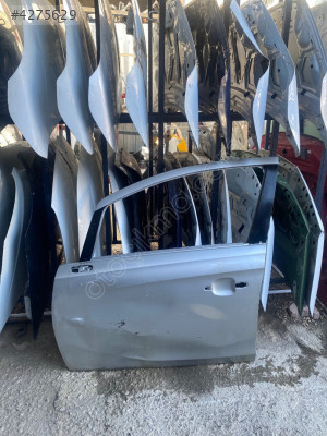 Opel Corsa E sol ön kapı