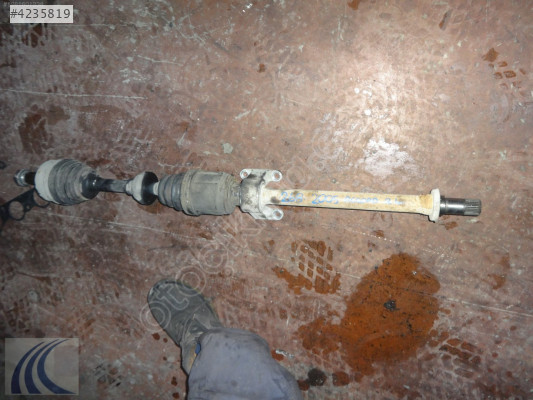 HONDA ACCORD 2004 ÇIKMA SAĞ ÖN AKS