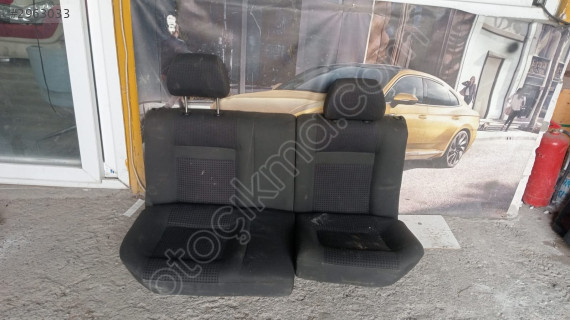 2001 Volkswagen Polo İçin Çıkma Arka Koltuk Seti