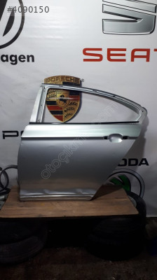 VOLKSWAGEN  PASSAT B8 SOL ARKA KAPI ORJİNAL ÇIKMA PARÇA