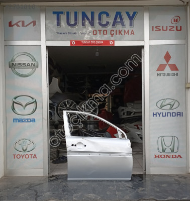 HYUNDAİ ACCENT ERA SAĞ ÖN KAPI 2006-2012 ÇIKMA PARÇA ORJİNAL