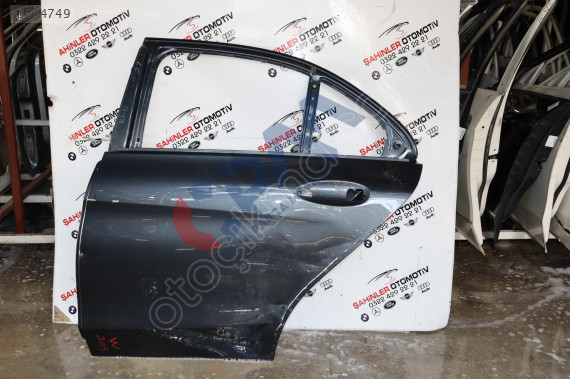 MERCEDES C SERİSİ A205 W205 SOL ARKA KAPI