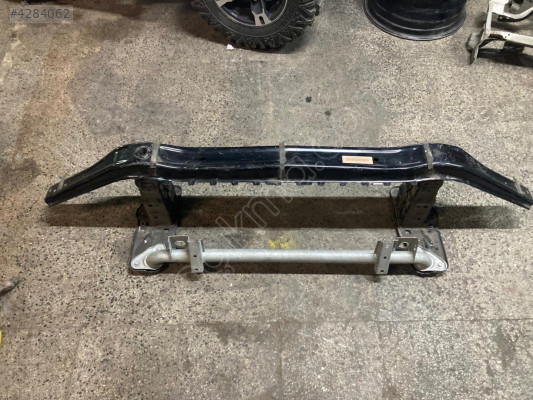 Mercedes benz gle w166 ön tampon demiri