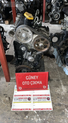 1.5 arkadan marşlı Reno kango, megan motor parçaları
