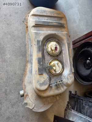 RENAULT 19 EUROPA SEDAN BENZİN DEPOSU