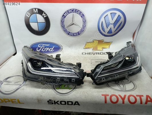 Toyota corrolla sag sol far (fullet)