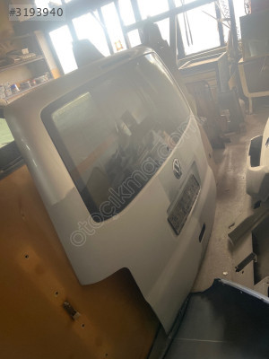 Transporter bagaj kapağı t6