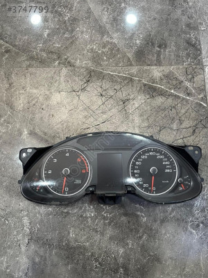 AUDI A4 GÖSTERGE PANELİ ORJINAL HATASIZ ÇIKMA