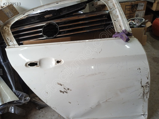 Fiat egea sağ arka kapı