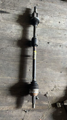 FORD COURİER 1.5 SAĞ AKS ÇEVİK OTO ÇIKMA