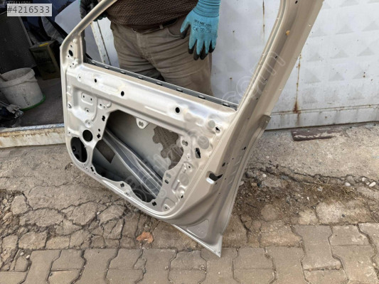 Octavia sağ ön kapı 2020 2024