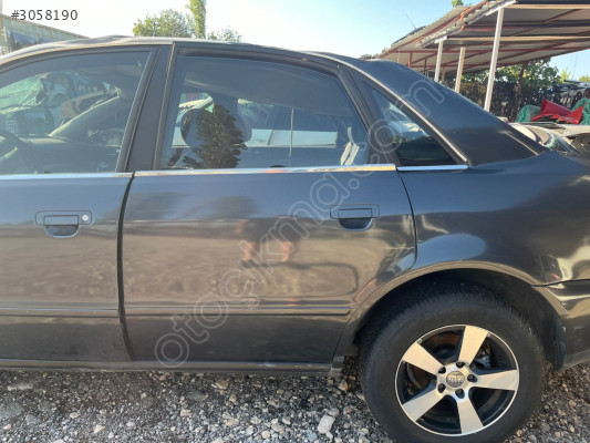 AUDİ A4 B5 SOL ARKA KAPI DOLU MONTECAR