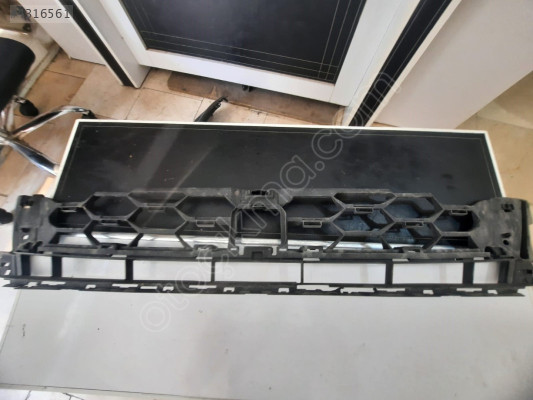 AUDİ A3 ORTA IZGARA 2022-2023