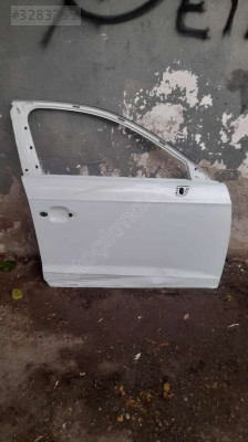 Audi a3 sağ ön kapı nokta hatali
