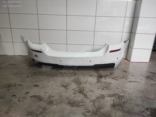 BMW F1O ARKA TAMPON