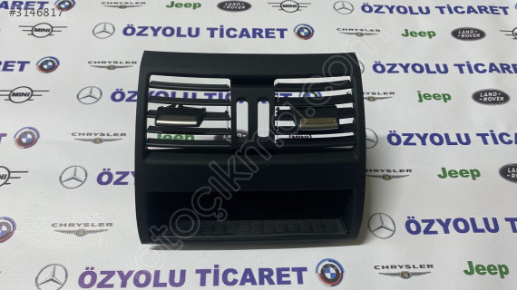 BMW F10 LCİ 5 Serisi Arka Havalandırma Izgara 6422 9172167