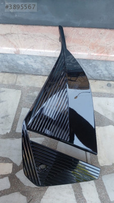 Peugeot 408 sis farı çerçevesi 9840751080