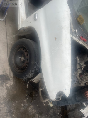 Peugeot per sağ ön Çamurluk