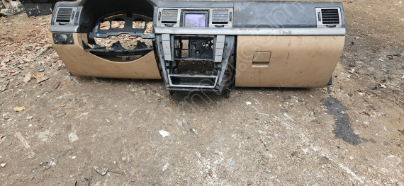 Opel Vectra C göğüslük