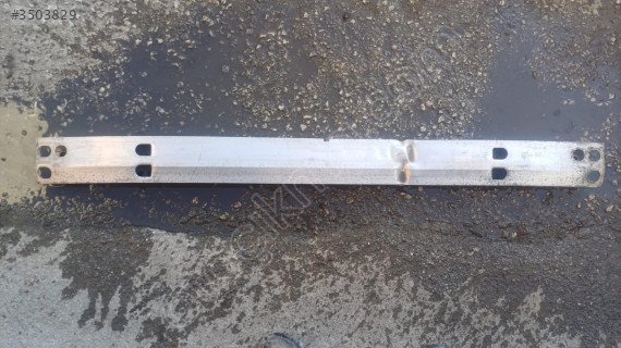 2003-2008 Toyota Avensis arka tampon demiri