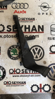 1K1819152B Volkswagen Jetta 2014 sağ ön ayak havalandırma kanalı