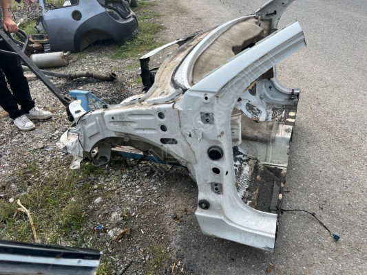 Peugeot 206 sol ön şase