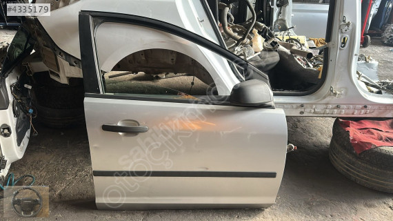 FORD FOCUS 2 SAĞ ÖN KAPI DOLU BURSA MG