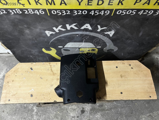9680902877 Partner Tepe Direksiyon Alt Kapağı Orjinal Çıkma