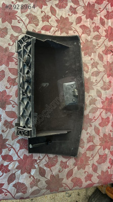 2011-2013 BMW F10 520 TORPİDO KAPAĞI ORJ ÇIKMA