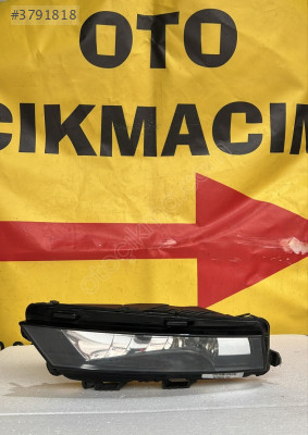 SKODA OCTAVİA SOL SİS FARI 5E0941699F