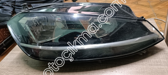 Volkswagen Golf 7.5 çıkma orjinal sağ ön far