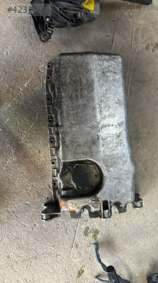 1.6 BORA AKL KARTER VE VOLKSWAGEN TÜM ÇIKMA PARÇALAR