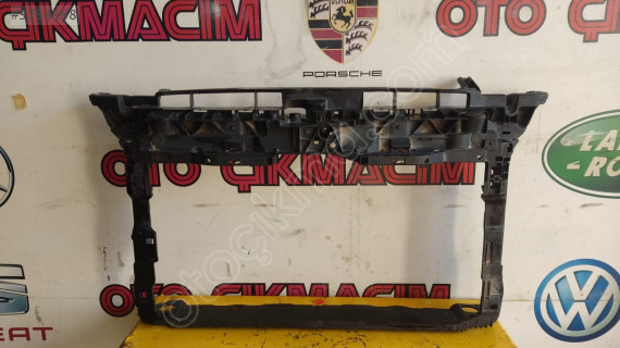 VW Golf 8 Ön Panel Parçası - Orijinal Kodu: 5H0805594