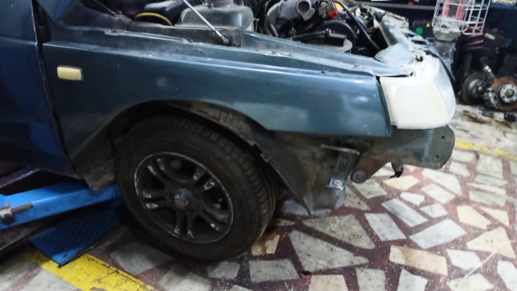 Lada Vega sağ çamurluk