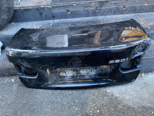 BMW 3 SERİSİ F30 BAGAJ KAPAĞI - ÇIKMA ORJİNAL