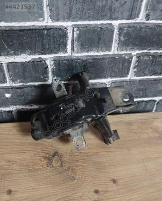 6Q0199555 orj çıkma vw polo motor şanzıman kulağı