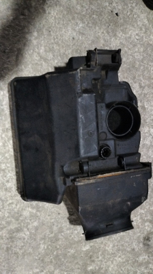 Renault Laguna II 1.8 16V  hava filtre kazanı 44605885901