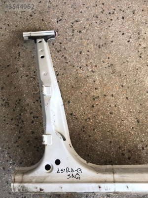 Opel Astra G 99-09 Orta Sağ Direk Marşpiyelle Birlikte Orijinal