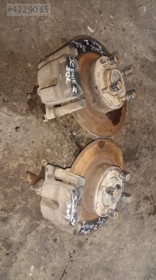 Renault Megane 2   arka fren kaliperleri