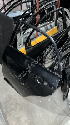 TOYOTA COROLLA ÇIKMA ORJİNAL SOL ARKA KAPI BD1